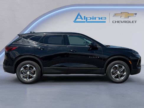 Used 2025 Chevrolet Blazer LT AWD/4WD image 6