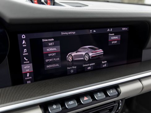 Used 2020 Porsche 911 Carrera S image 34