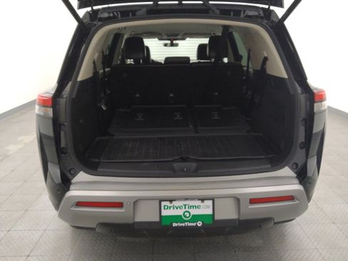 Used 2023 Nissan Pathfinder SL w/ Cargo Package FWD image 29