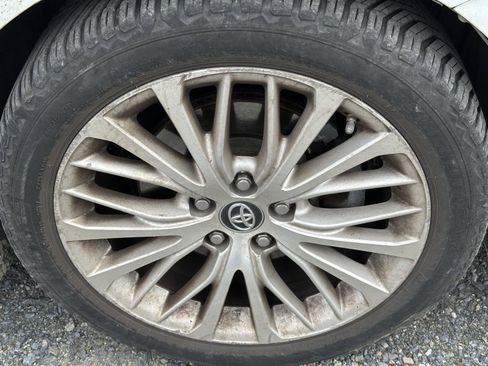 Used 2018 Toyota Camry XLE w/ Audio Package image 10