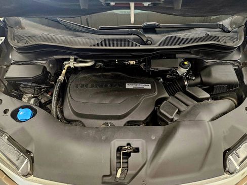 Used 2018 Honda Pilot Elite image 17