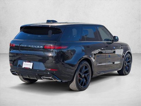 Certified 2025 Land Rover Range Rover Sport Dynamic SE image 5