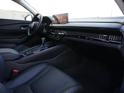 Used 2023 Honda Accord EX-L image 22