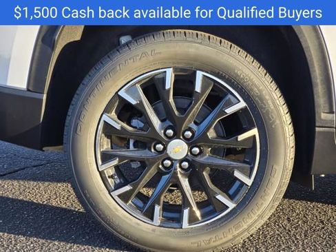 New 2026 Chevrolet Traverse LT w/ Sun and Wheel Package image 7