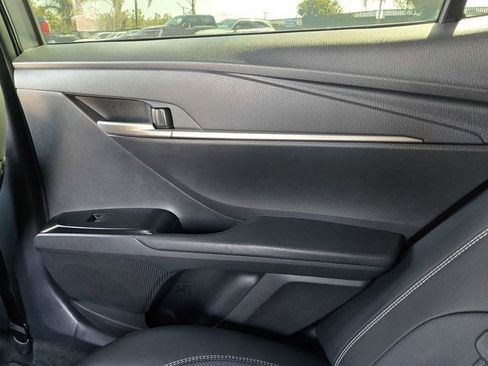 Used 2025 Toyota Camry SE FWD image 12