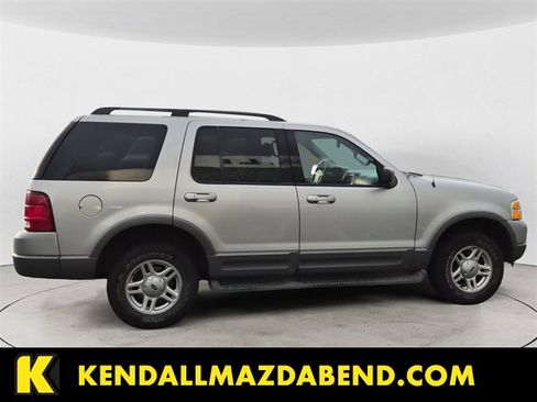 Used 2002 Ford Explorer XLT image 6