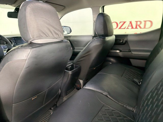 Used 2022 Toyota Tacoma SR5 AWD/4WD image 30