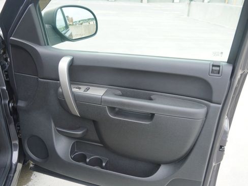 Used 2011 Chevrolet Silverado 1500 LT w/ All-Star Edition image 32