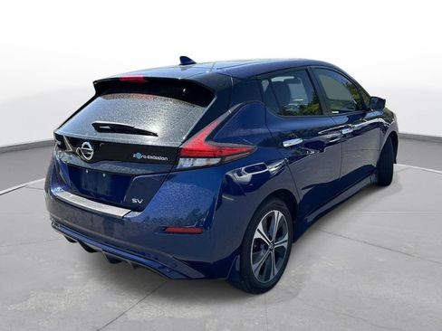 Used 2022 Nissan Leaf SV image 6