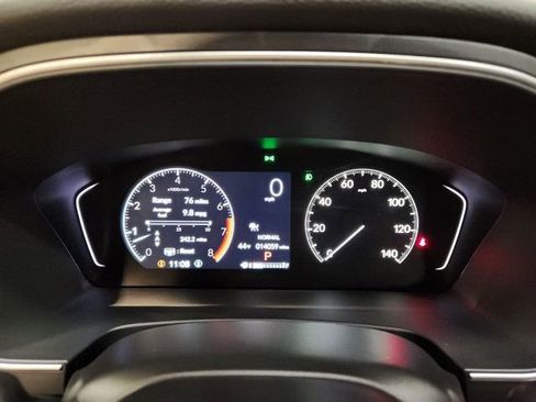 Certified 2025 Honda Pilot Touring image 13