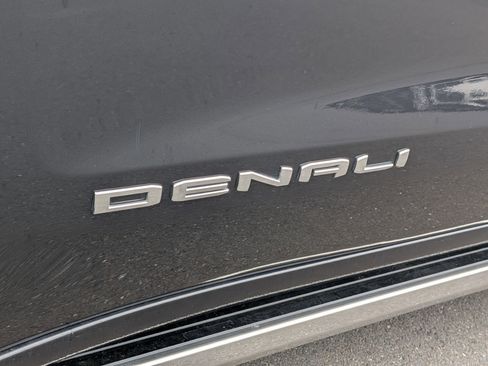 Certified 2020 GMC Sierra 1500 Denali w/ Denali Ultimate Package AWD/4WD image 32