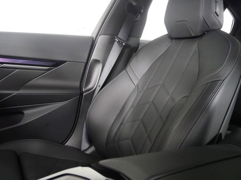 Certified 2025 BMW 540i xDrive image 23