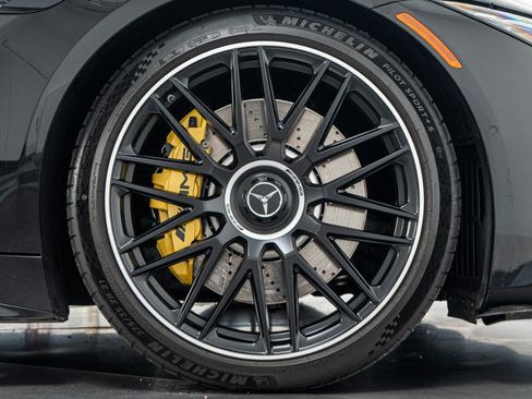 Used 2023 Mercedes-Benz SL 63 AMG 4MATIC image 45