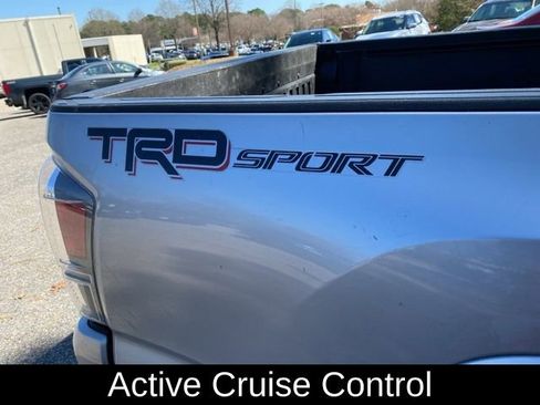 Used 2020 Toyota Tacoma TRD Sport RWD image 11