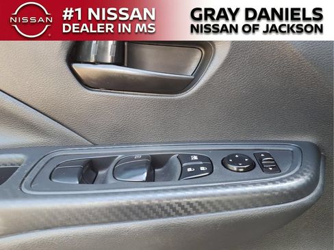 Used 2025 Nissan Versa S w/ S Plus Package FWD image 11