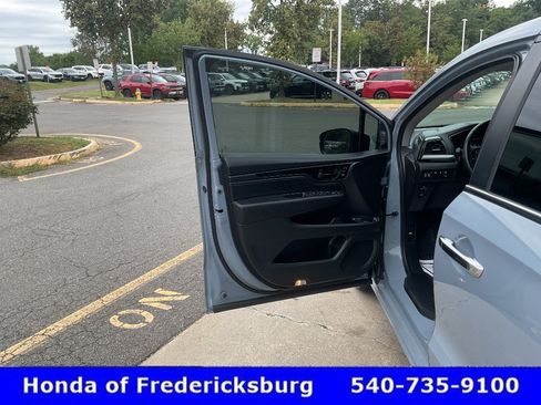 Used 2024 Honda Odyssey Touring image 15