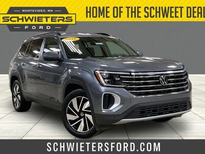 Used 2025 Volkswagen Atlas SE