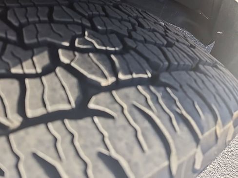 Used 2020 Ford F150 Platinum w/ Equipment Group 701A Luxury image 43