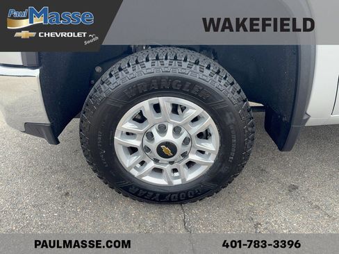 Used 2022 Chevrolet Silverado 2500 LT w/ Convenience Package AWD/4WD image 22