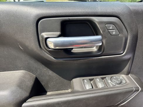 Used 2021 Chevrolet Silverado 1500 Custom image 15