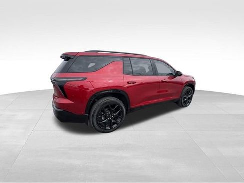 Certified 2025 Chevrolet Traverse RS w/ LPO, Floor Liner Package image 9