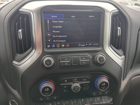 Used 2021 Chevrolet Silverado 1500 LTZ AWD/4WD image 22