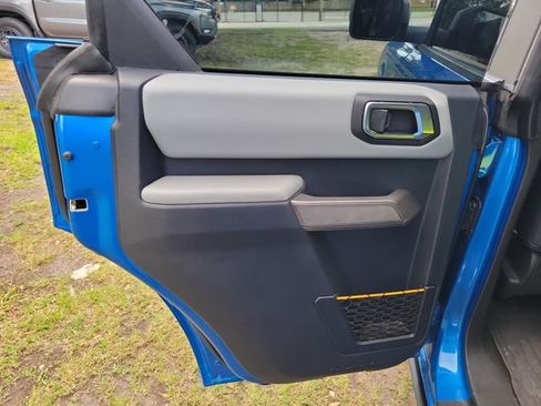Used 2023 Ford Bronco Badlands AWD/4WD image 13