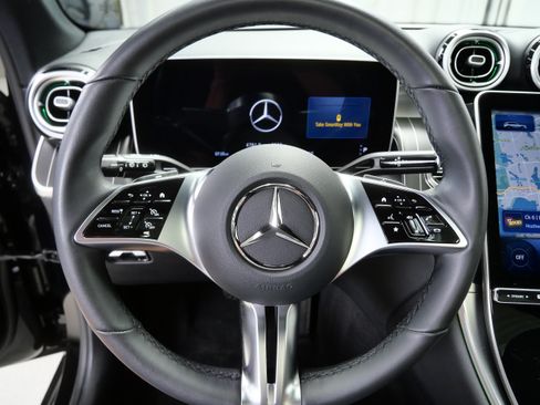 Certified 2026 Mercedes-Benz GLC 300 4MATIC image 23