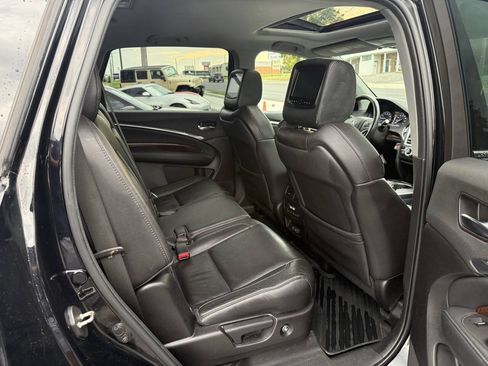 Used 2018 Acura MDX w/ Technology Package AWD/4WD image 12