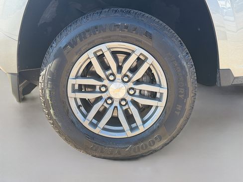 Used 2023 Chevrolet Colorado LT w/ LT Convenience Package image 40