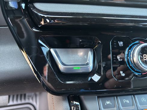 New 2026 GMC Sierra 1500 AT4 w/ AT4 Preferred Package image 14