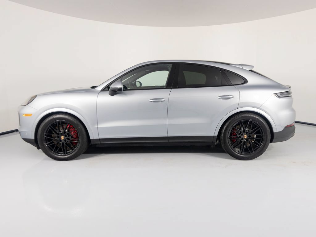 Certified 2026 Porsche Cayenne S AWD/4WD image 8