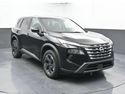 Used 2024 Nissan Rogue SV AWD/4WD image 6