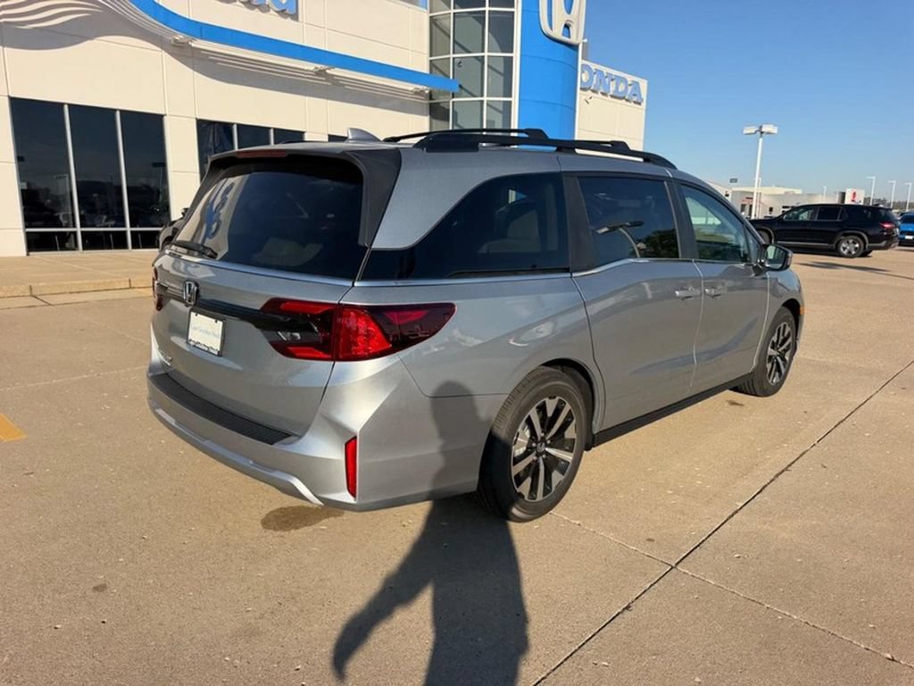 New 2027 Honda Odyssey EX-L image 2