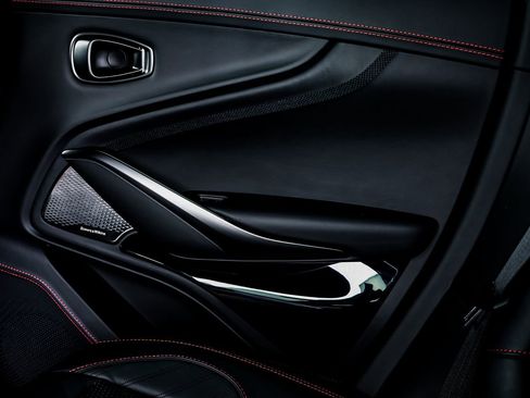 New 2025 Aston Martin DBX 707 image 35