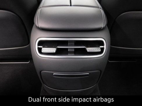 Used 2024 Genesis G90 3.5T image 37