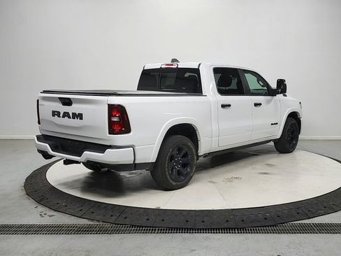 Used 2025 RAM 1500 Big Horn AWD/4WD image 7