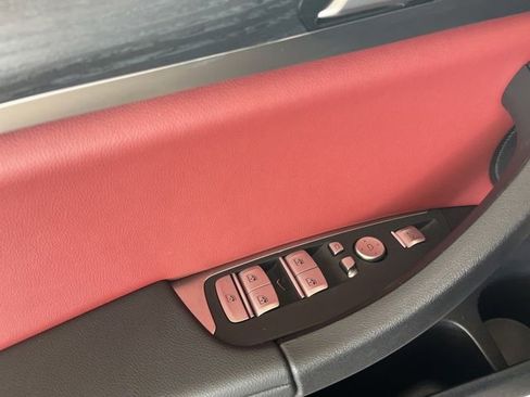 Used 2024 BMW X3 xDrive30i w/ Premium Package image 11