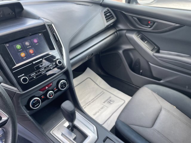 Used 2020 Subaru Crosstrek 2.0i AWD/4WD image 19