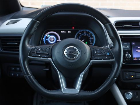 Used 2018 Nissan Leaf SL w/ SL Technology Package FWD image 30