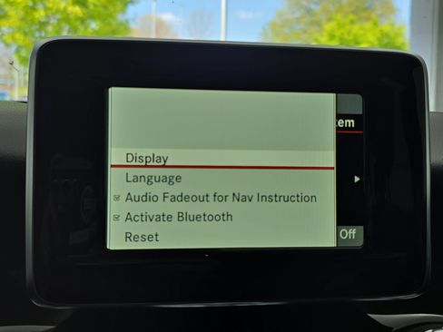 Used 2015 Mercedes-Benz GLA 250 4MATIC image 21