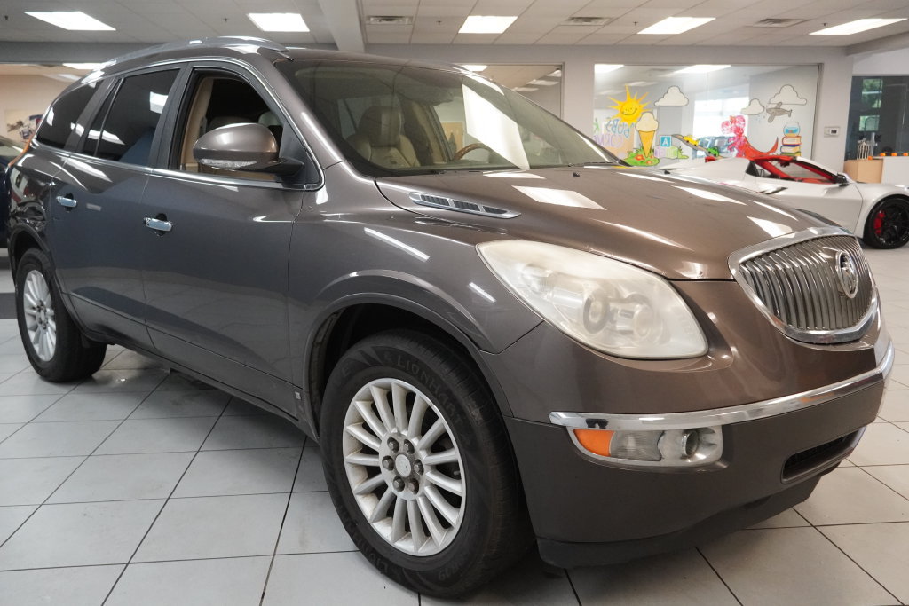 Used 2008 Buick Enclave CXL w/ Entertainment Package #3 FWD image 41