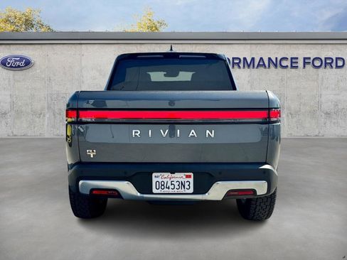 Used 2022 Rivian R1T Launch Edition image 7