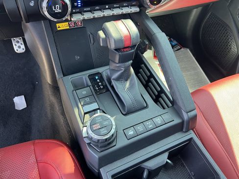 Used 2025 Toyota Tacoma TRD Pro AWD/4WD image 10