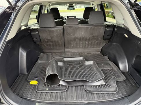 Used 2022 Toyota RAV4 LE image 30