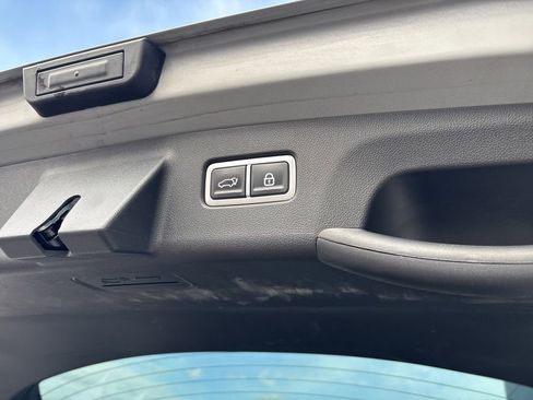 Certified 2023 Kia Sorento X-Line EX AWD/4WD image 22