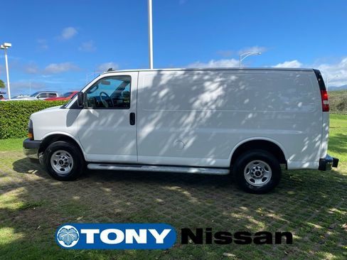 Used 2023 GMC Savana 2500 Work Van w/ Driver Convenience Package image 22