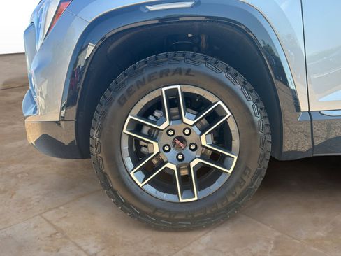 New 2026 GMC Terrain AT4 w/ Convenience Package III image 29