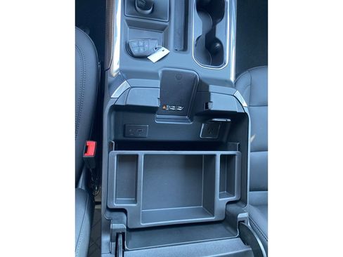 New 2025 Chevrolet Silverado 1500 RST w/ Dark Appearance Package image 34