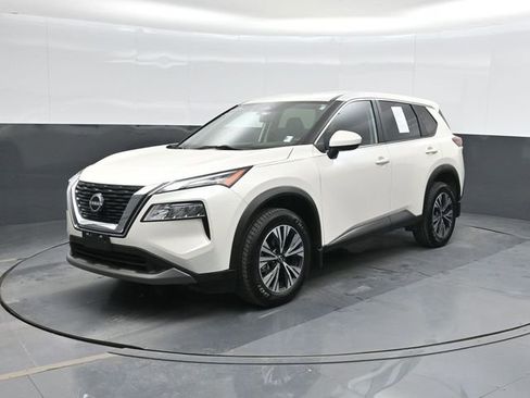 Used 2023 Nissan Rogue SV image 8